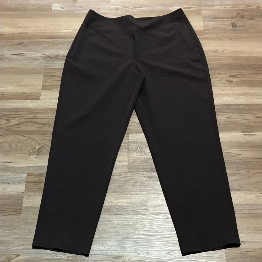 Athleta Brown Straight-Leg Cropped Pants - Picture 2 of 10